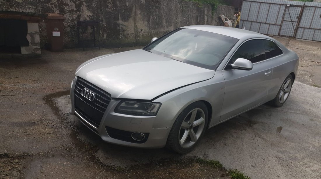 Dezmembrez Audi A5 3.0 tdi 2009