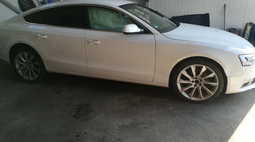 Dezmembrez Audi A5 facelift sportback 2.0 tdi CJC CJCD 2014
