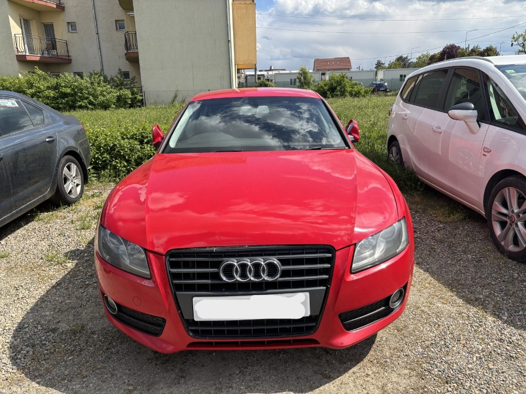 Dezmembrez Audi A5 Sportback (8TA) 2.0 TDI 2010, CAHA