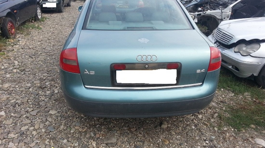 Dezmembrez Audi A6 2 4 i din 2000