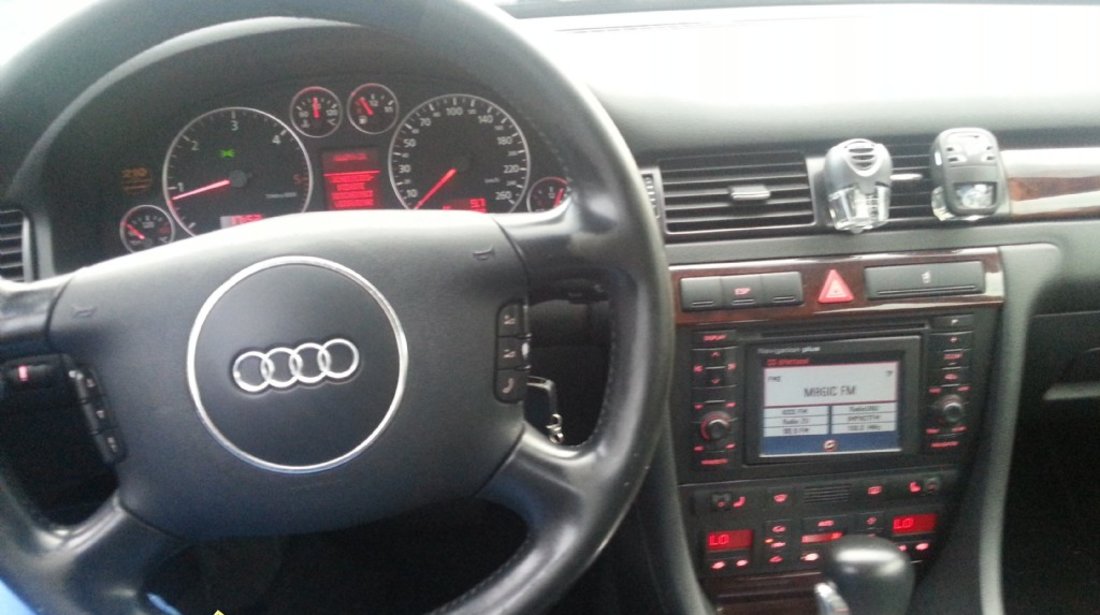 Dezmembrez audi a6 2 5 tdi v6 quattro