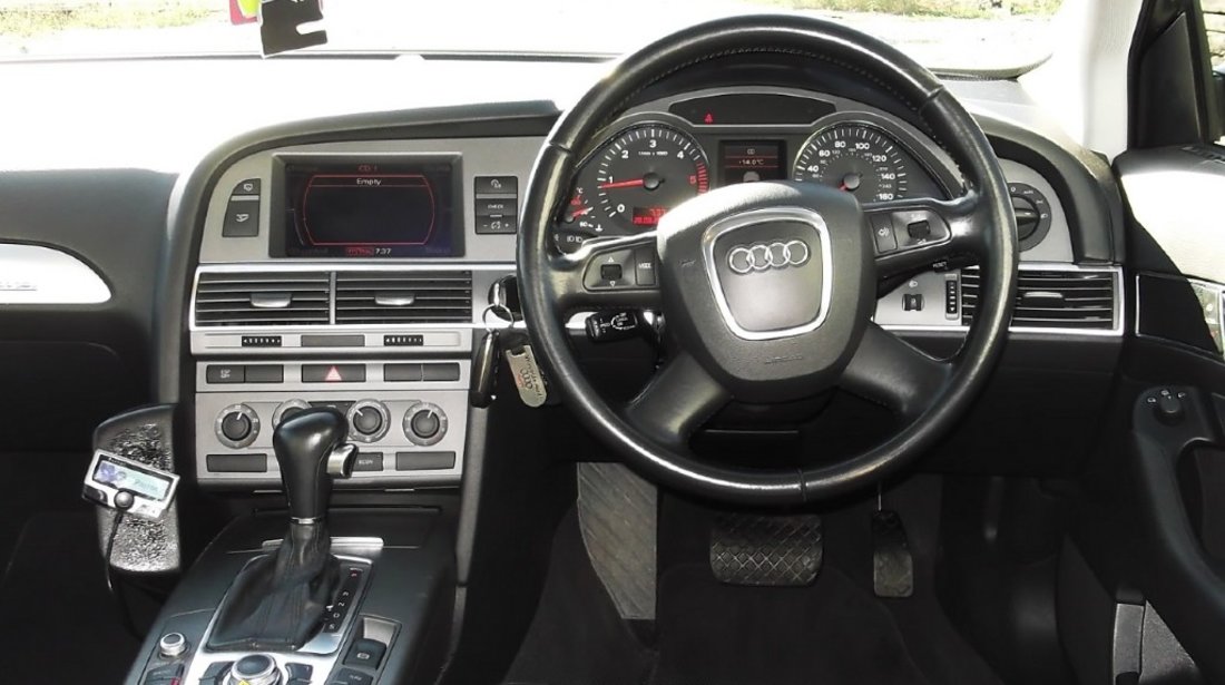 Dezmembrez Audi A6 2 7tdi quattro an 2005