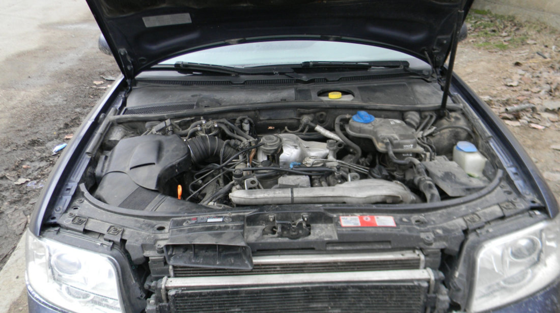 Dezmembrez Audi A6 (4B, C5) 1997 - 2005 2.5 TDI AYM ( CP: 155, KW: 114, CCM: 2496 ) Motorina