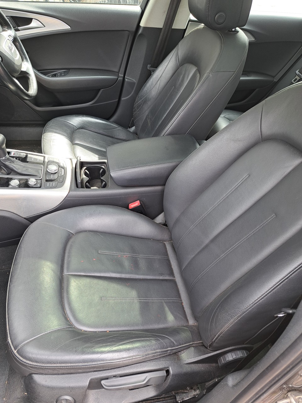 Dezmembrez AUDI A6 4G C7 -2.0 tdi combi model 2013