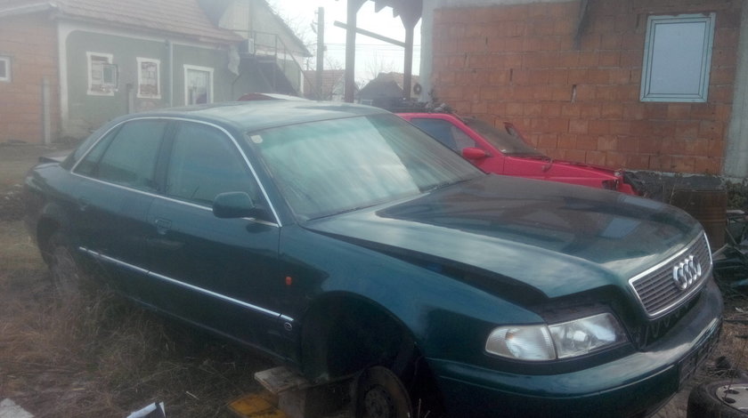 Dezmembrez Audi A8 an 1998 motor 3.7 8V in stare foarte buna.