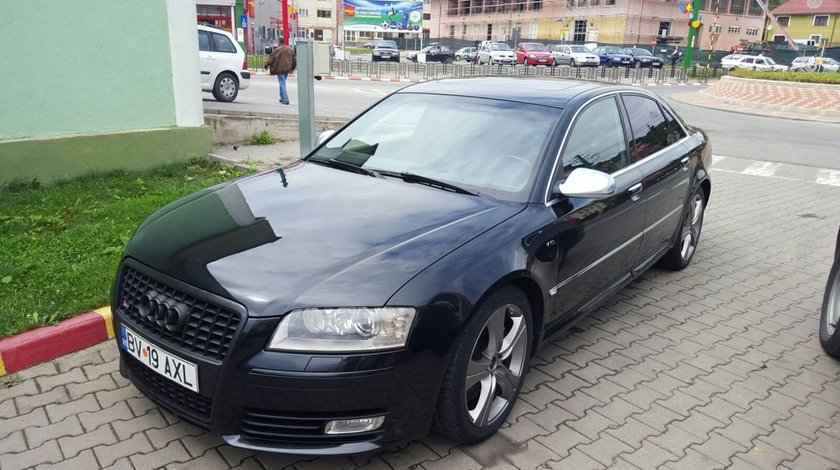 Dezmembrez Audi A8 motor 4.2 benzina an 2006
