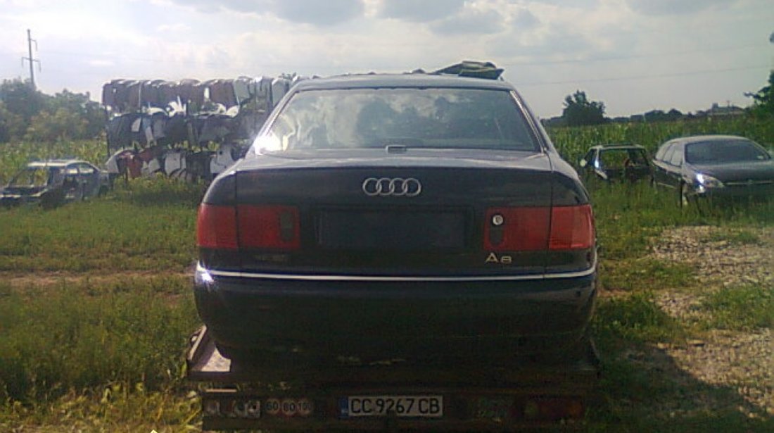 Dezmembrez Audi A8