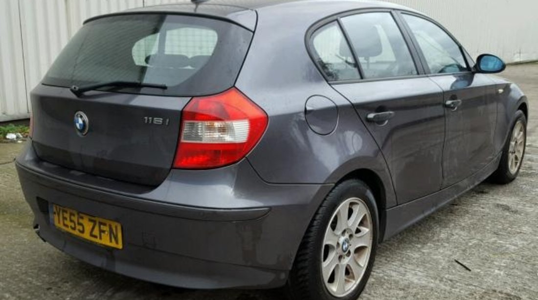 Dezmembrez Bmw 116i (E81) 2005