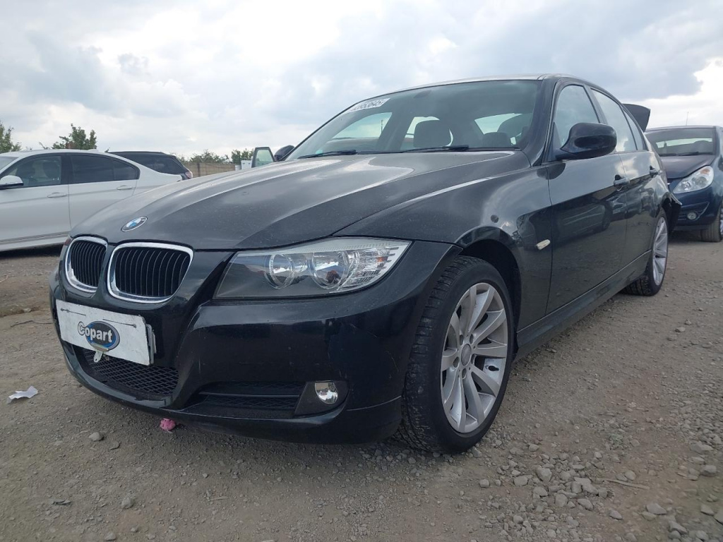 Dezmembrez Bmw 3 (E90) [Fabr 2005-2011]
