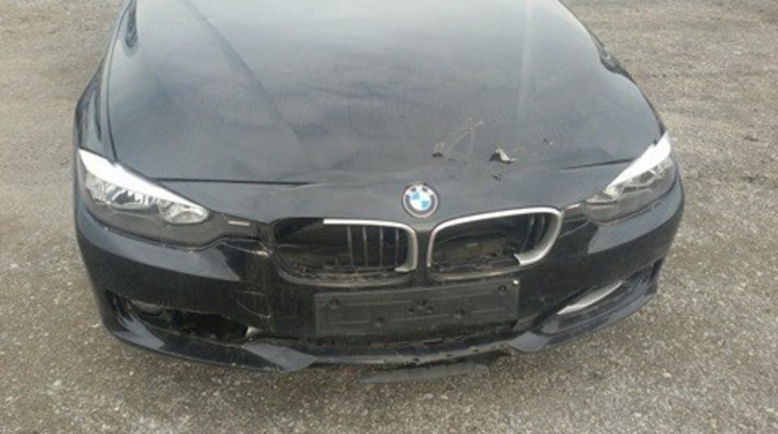 Dezmembrez BMW 318 D  2014