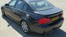 Dezmembrez Bmw 318D 2007 