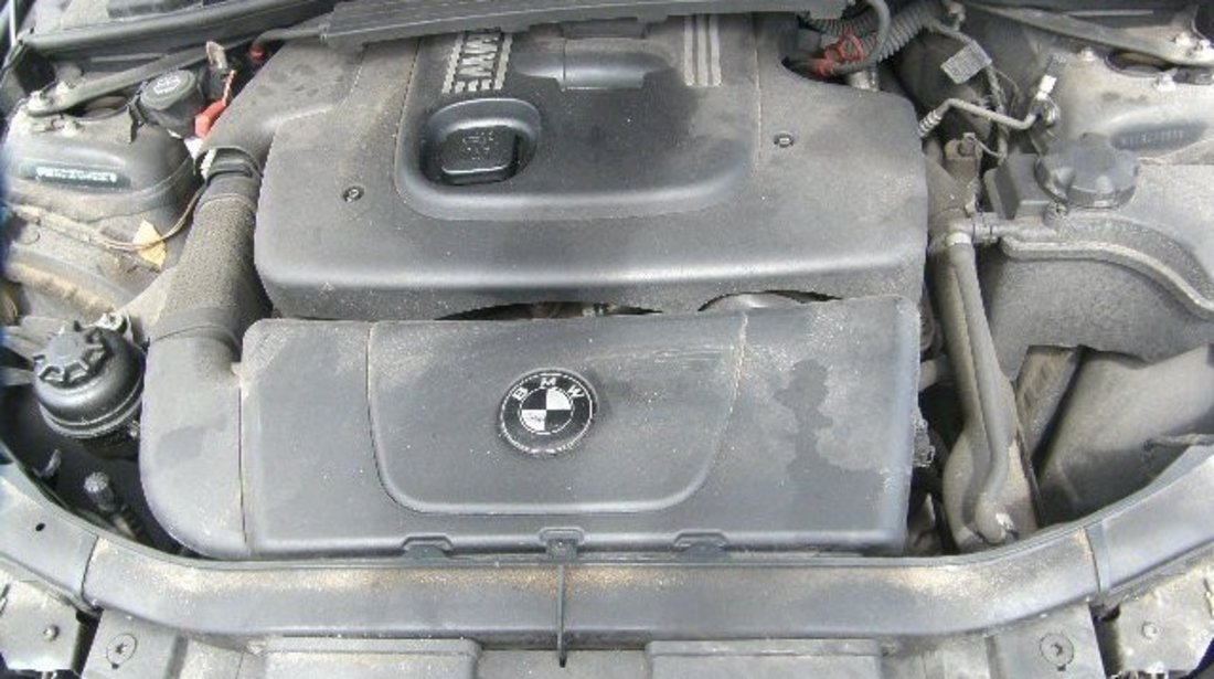 Dezmembrez bmw 318d an 2005 - 2010