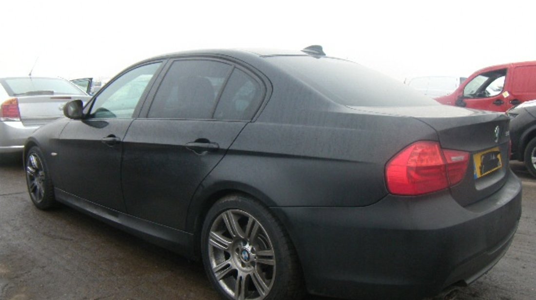 Dezmembrez Bmw 318d, orice piesa!