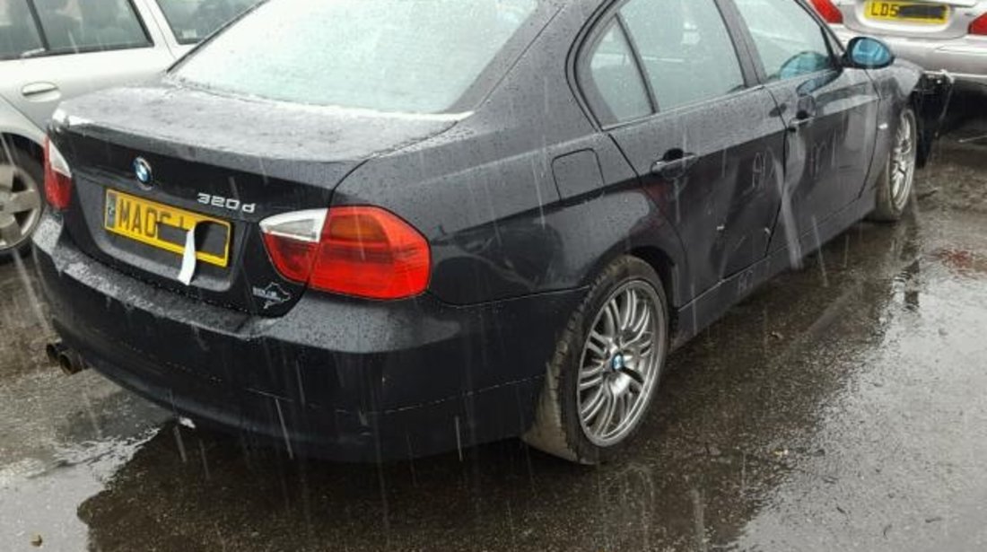 Dezmembrez Bmw 320d 2006