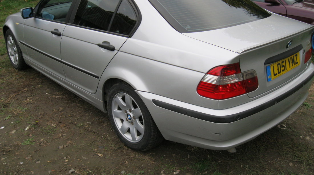 Dezmembrez BMW 320D Bmw E46 150cp Diesel Berlina 2002