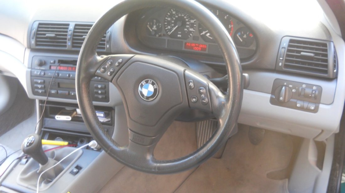 Dezmembrez BMW 320D E46 berlina si touring