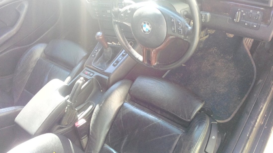 Dezmembrez BMW 320D E46 piele sport jante 18 M pdc volan sport
