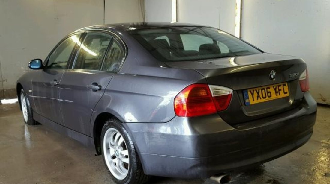 Dezmembrez Bmw 320i (E90) 2006