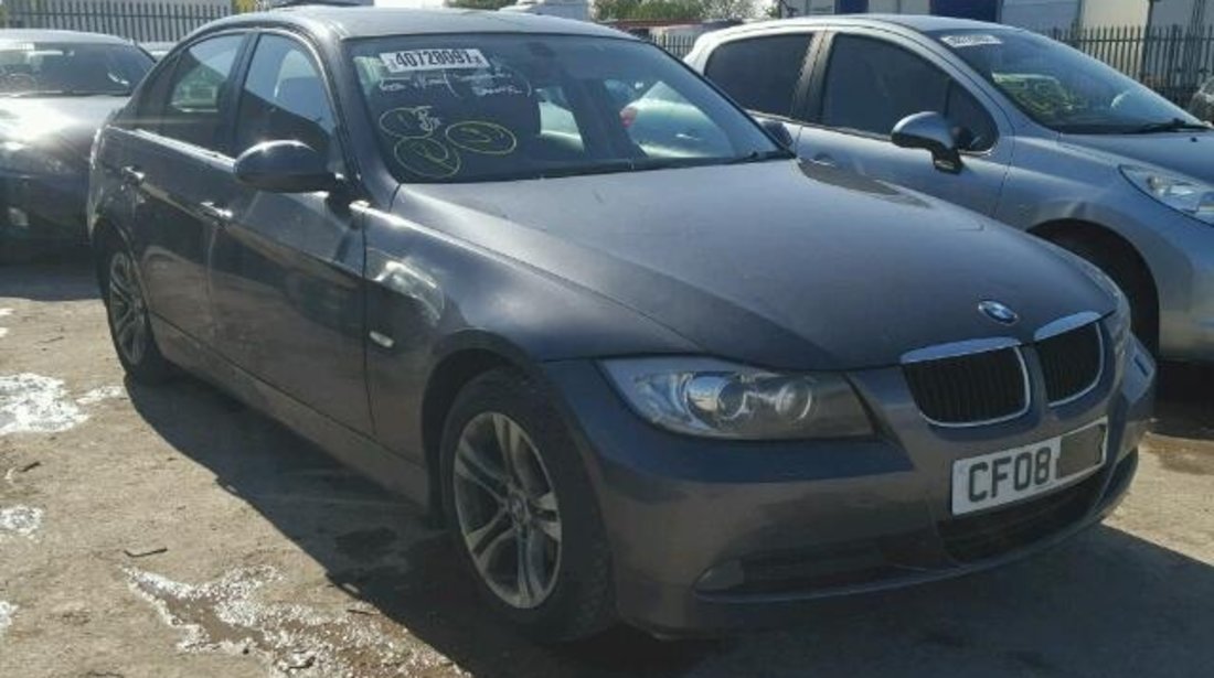 Dezmembrez BMW 320i E90