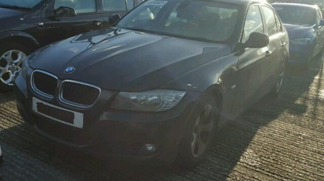 Dezmembrez Bmw 330d E90 2010