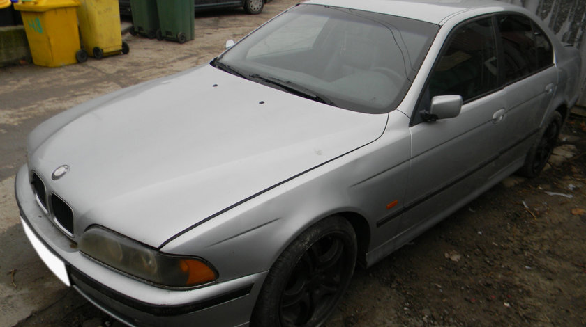 Dezmembrez BMW 5 (E39) 1995 - 2004 528 I M52 B28 (286S1) ( CP: 193, KW: 142, CCM: 2793 ) Benzina