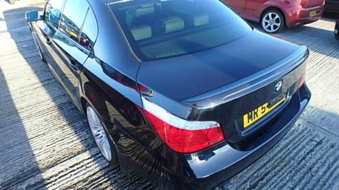 Dezmembrez Bmw 5 (E60), 3.0d