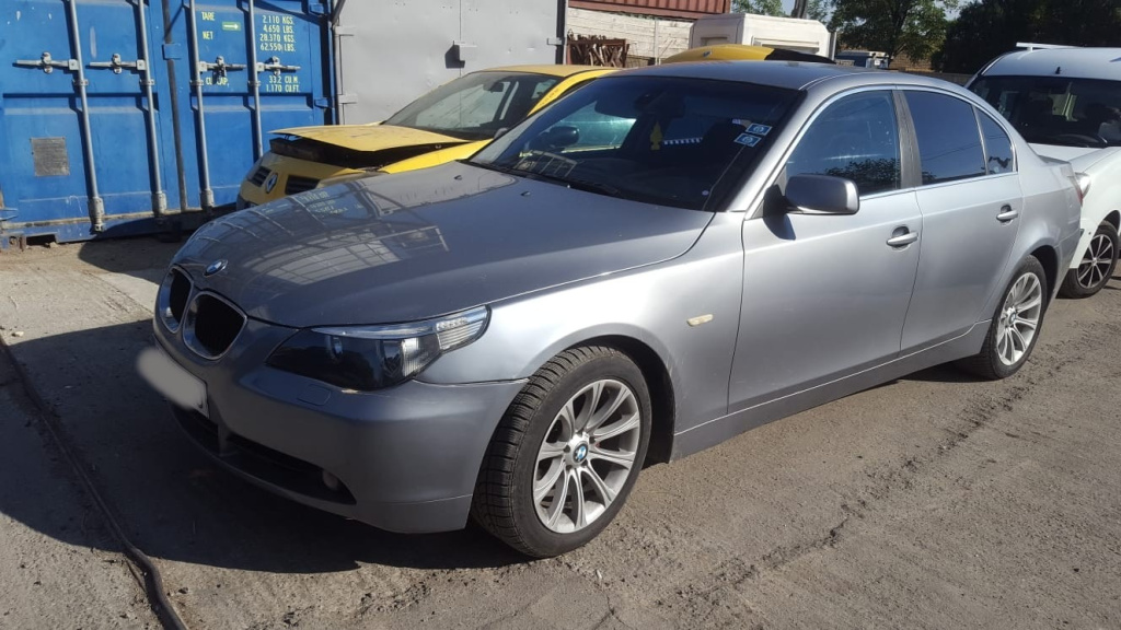 Dezmembrez BMW 5 (E60, E61) 2003 - 2010 530 d None( CP: None, KW: None, CCM: None ) Motorina