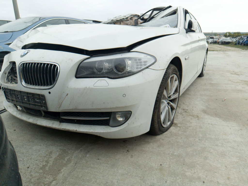 Dezmembrez Bmw 5 (F10) [Fabr 2011-2016]