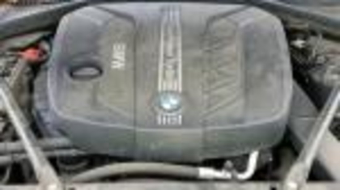 Dezmembrez Bmw 5 Touring (F11) 2.0 d