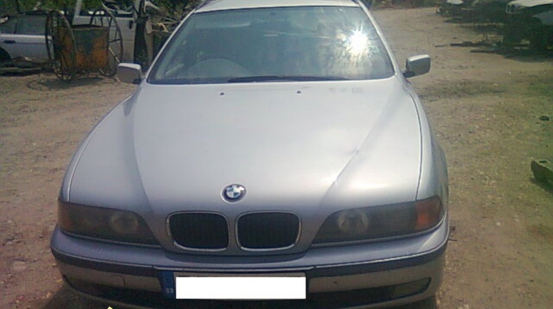 Dezmembrez BMW 520i E39