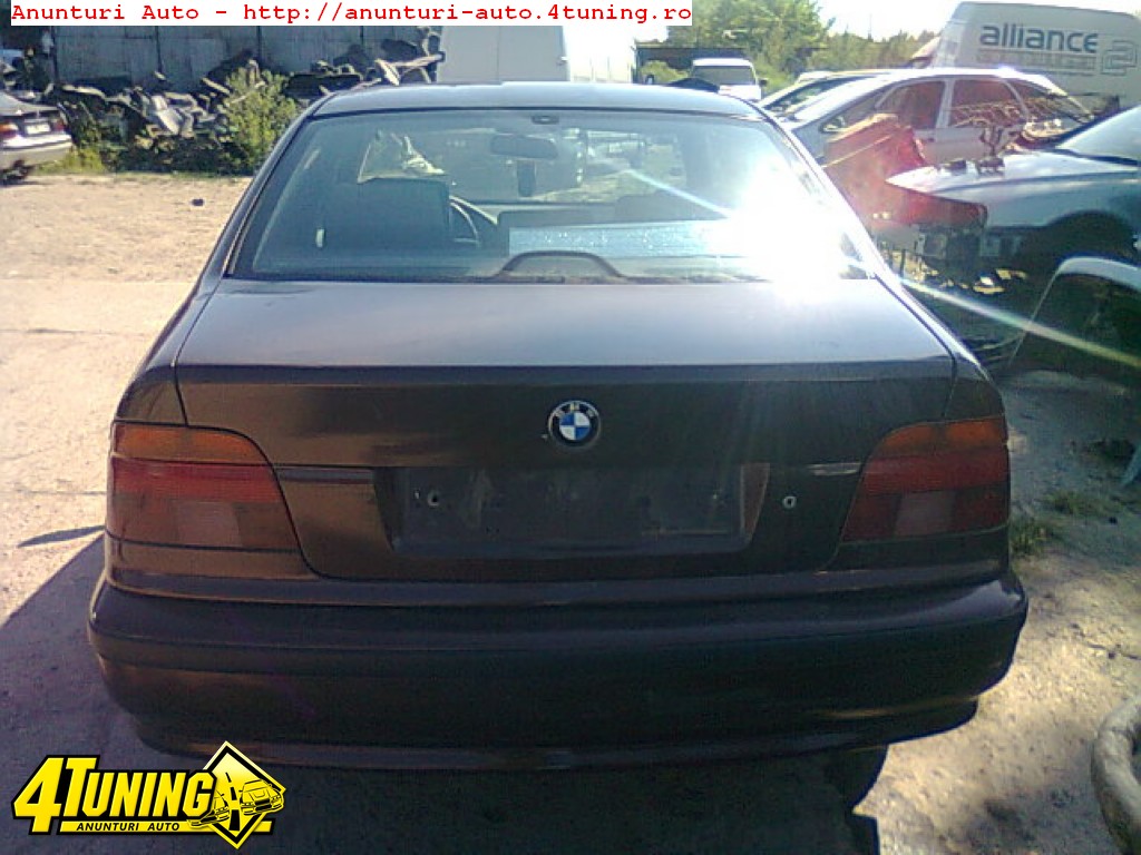 Dezmembrez BMW 525tds E39