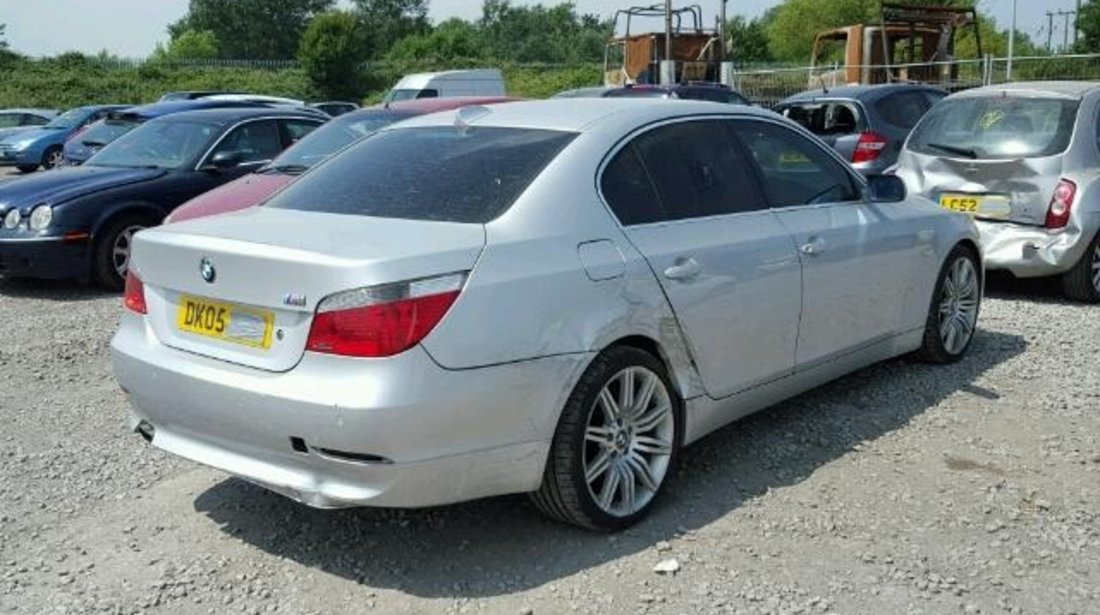 Dezmembrez Bmw 530d 2005