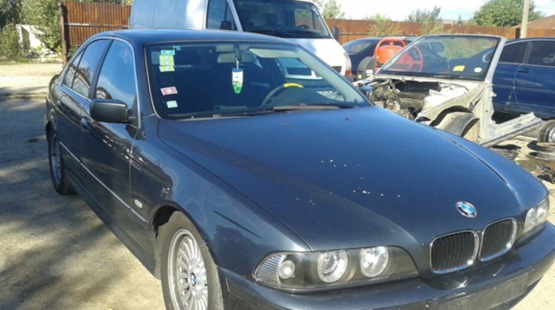 Dezmembrez BMW 530d E39