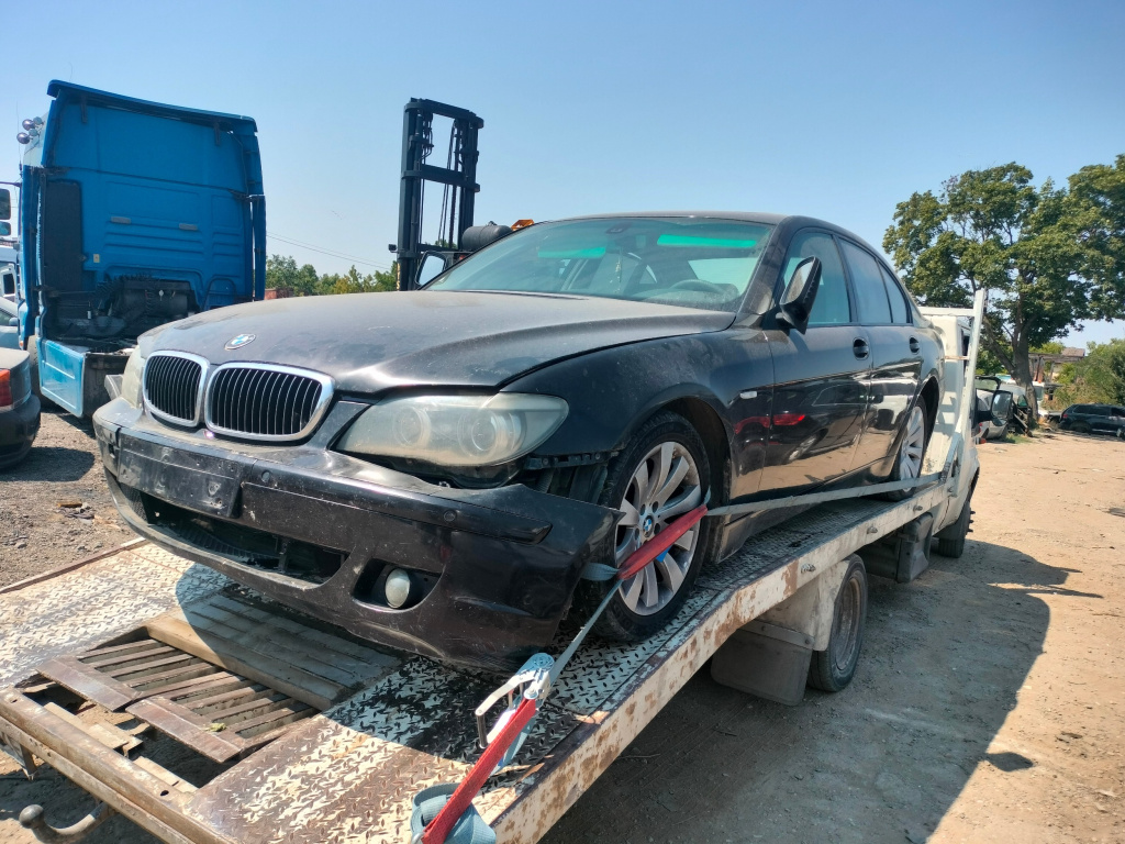 Dezmembrez BMW 7 (E65, E66, E67) 2001 - 2008 740 D M67 D39 (398D1) ( CP: 258, KW: 190, CCM: 3901 ) Motorina