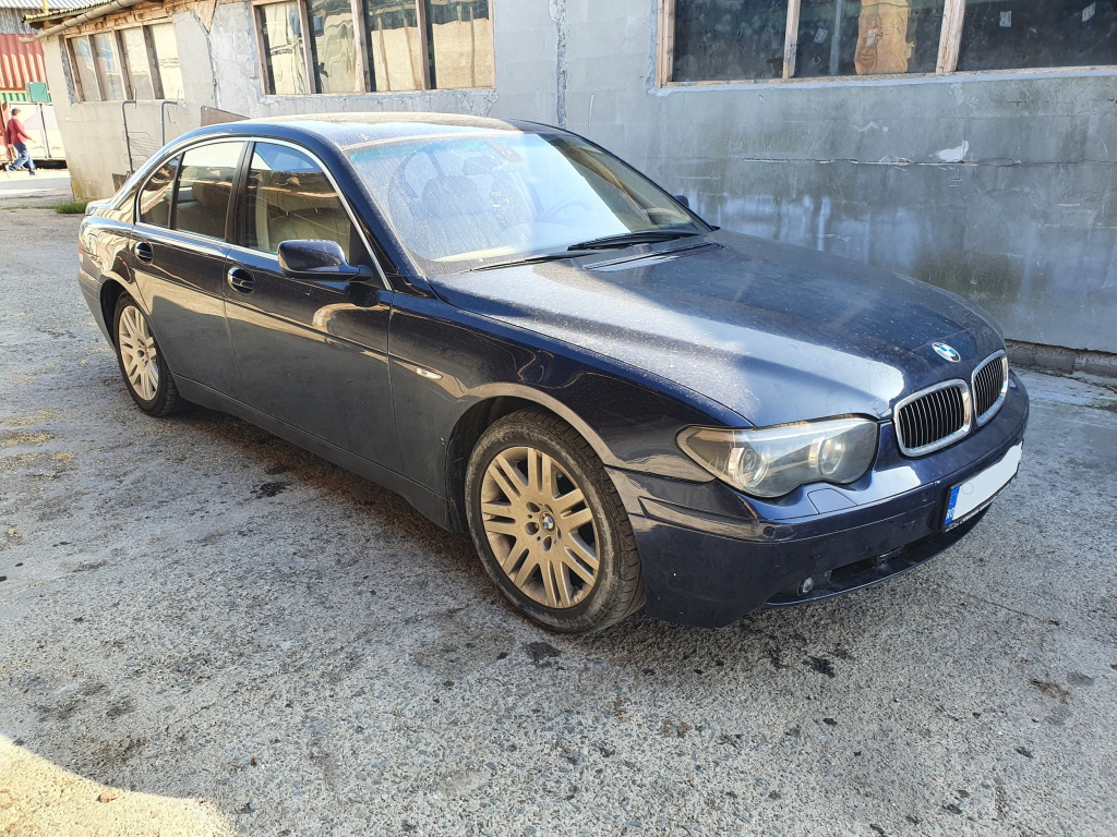 Dezmembrez BMW 7 (E65, E66, E67) 2001 - 2008 745 I,Li N62 B44 A ( CP: 333, KW: 245, CCM: 4398 ) Benzina