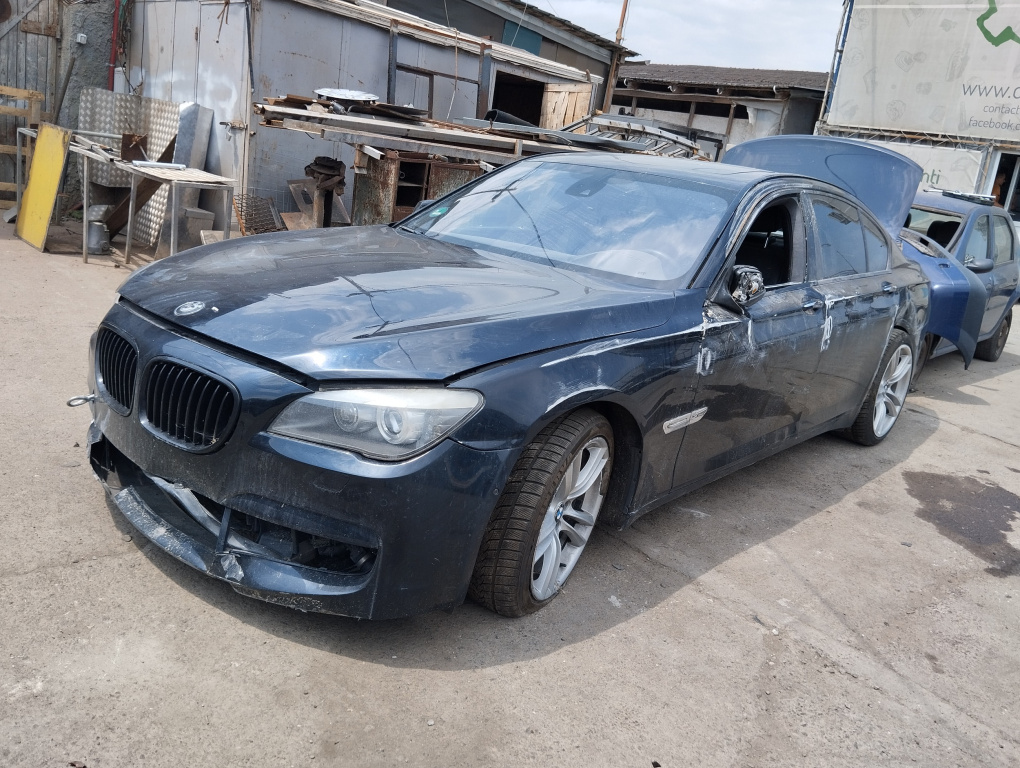 Dezmembrez BMW 7 (F01, F02, F03, F04) 2008 - 2015 740 D XDrive N57 D30 B ( CP: 306, KW: 225, CCM: 2993 ) Motorina