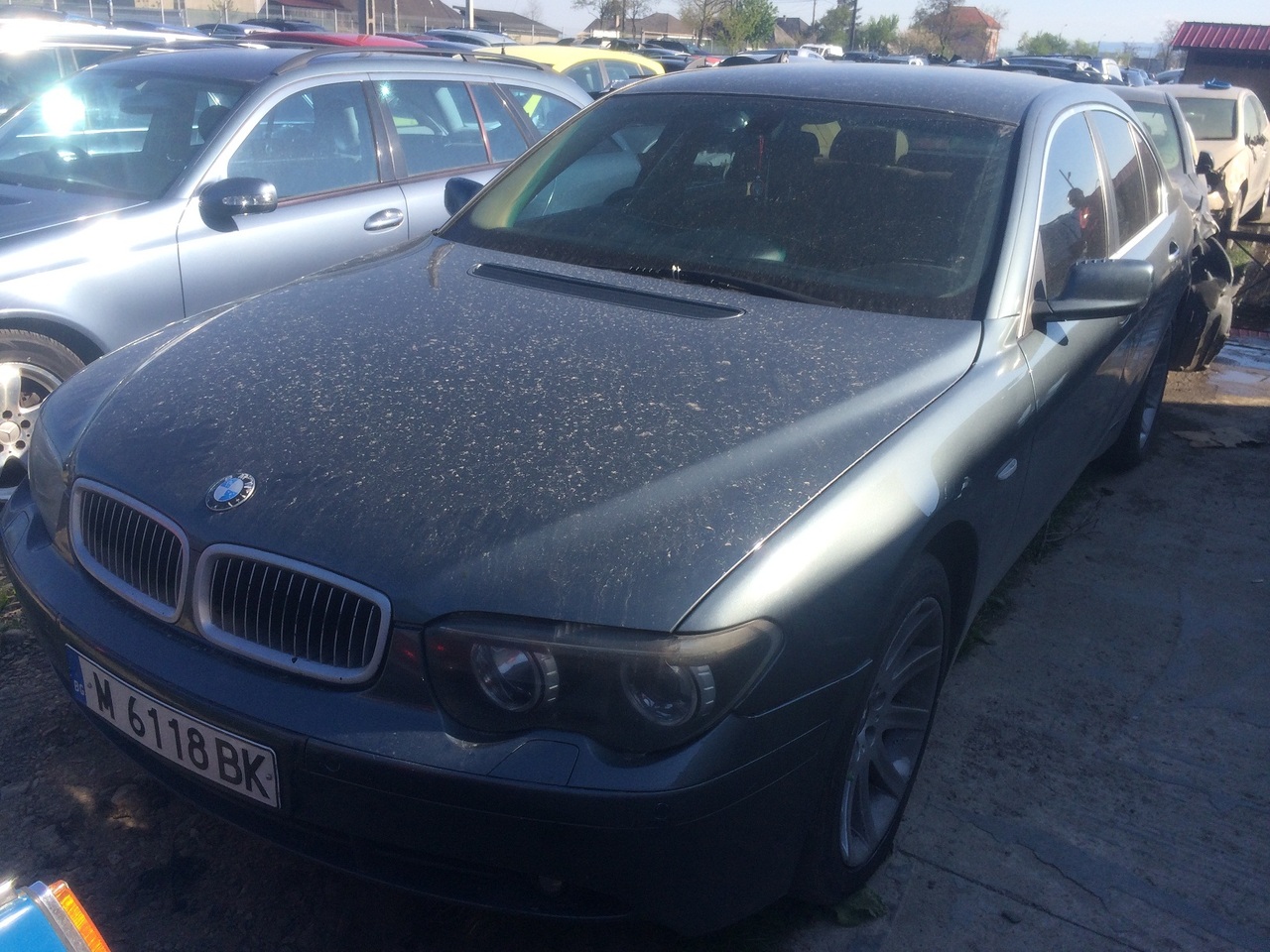 Dezmembrez BMW 730d E 65 2004