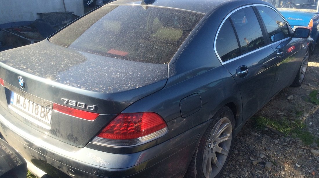 Dezmembrez BMW 730d E 65 2004