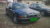 Dezmembrez BMW 730i E38