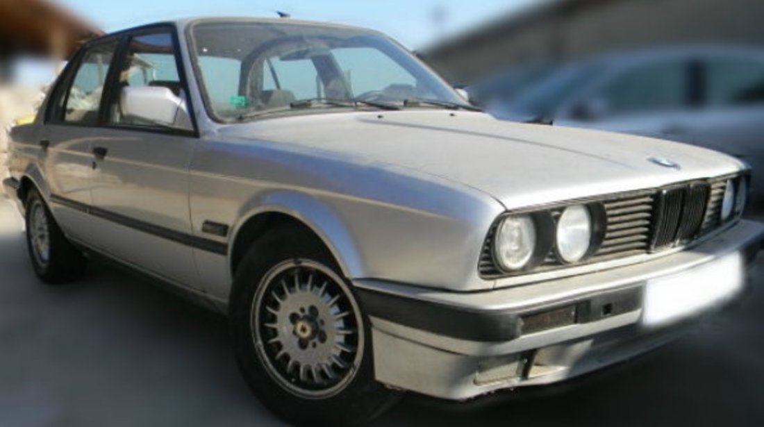 Dezmembrez BMW E30 sedan 316i 75kw (102cp) tip 16 4E 1 an 1990