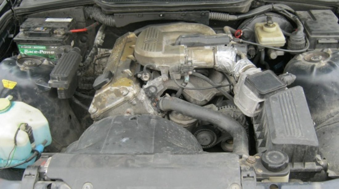 Dezmembrez BMW E36 318 din 1993, 1.8 b