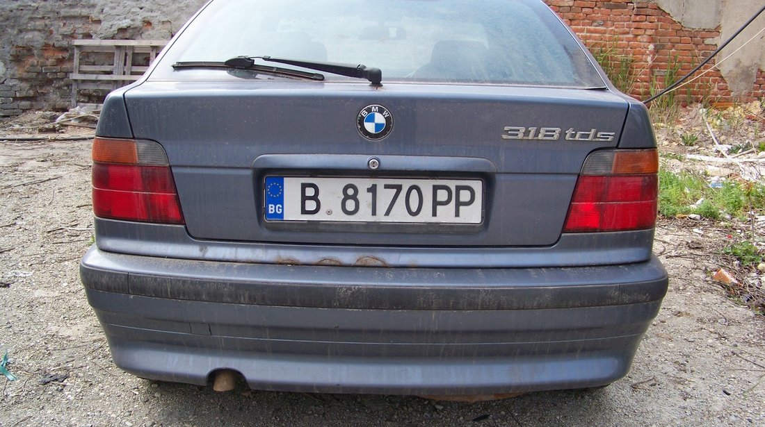 Dezmembrez bmw e36 318 tds an 2000 compact