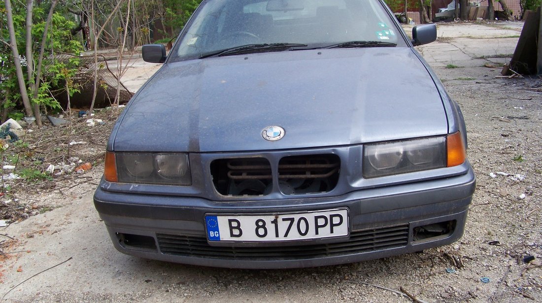 Dezmembrez bmw e36 318 tds an 2000 compact