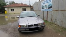 Dezmembrez BMW E38 728i