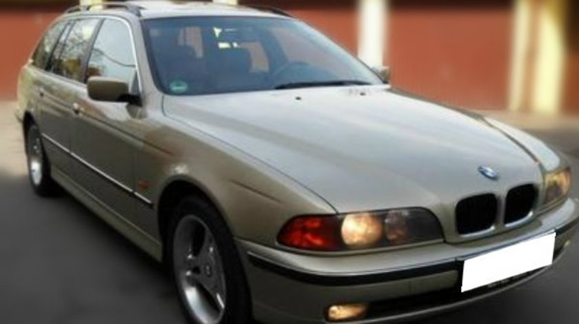 Dezmembrez BMW E39 sedan 525i, an fabr. 2002