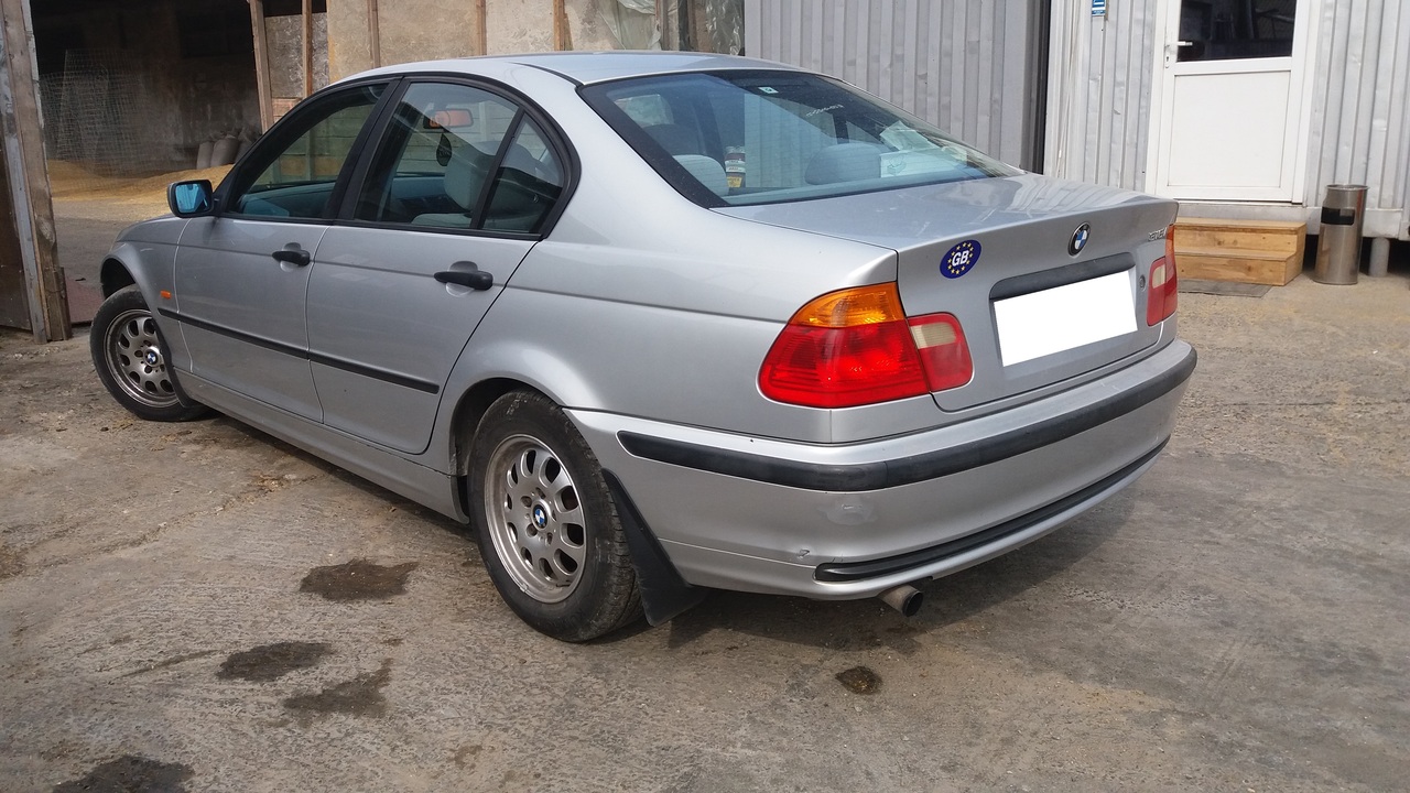 Dezmembrez BMW E46 1.9 316i, an fabr. 2000, Nonfacelift