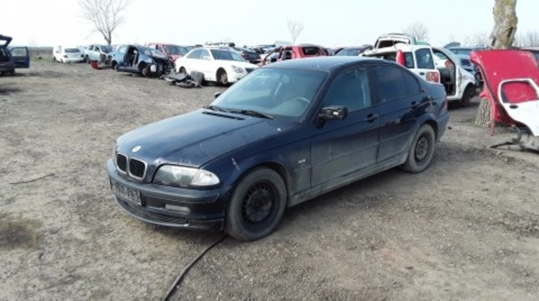 Dezmembrez BMW E46, an 2001, motorizare 320D, Diesel, kw 100, caroserie Limuzina