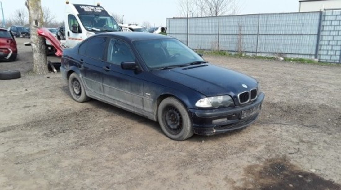 Dezmembrez BMW E46, an 2001, motorizare 320D, Diesel, kw 100, caroserie Limuzina