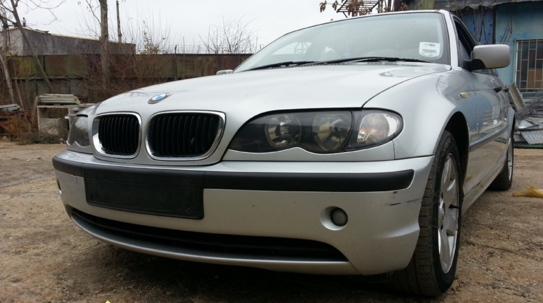 Dezmembrez BMW e46 facelift Gri an 2004 Bucuresti