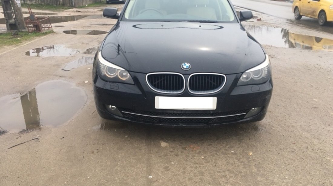 Dezmembrez bmw e60 520d facelift 2007